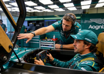 aston martin past stoel alonso aan na opgave in ca