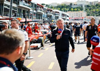 brundle genegeerd door kim kardashian op grid in m