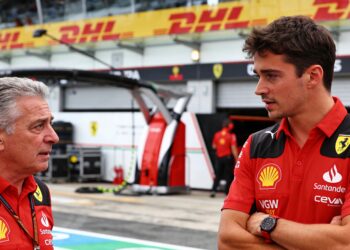 brundle leclerc sprak met mercedes en mclaren voor 1