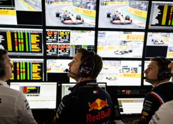 chaos in monaco stewards overspoeld met onderzoeke