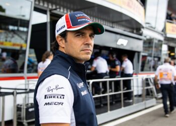crashgate zaak massa escaleert naar britse hoogger