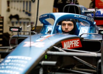 dubbele pitstraatstraf gasly ondanks herhaalde tea