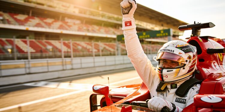 Eerste Ferrari-winst Hamilton wakkert titelkansen en spanning aan 1 eerste ferrari winst hamilton wakkert titelkansen