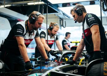 f1 inkomsten exploderen maar budgetplafond treft p