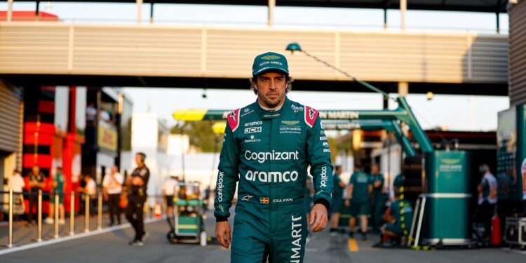 Fernando Alonso flirt met vierde rentree bij herboren Alpine 1 fernando alonso flirt met vierde rentree bij herbo
