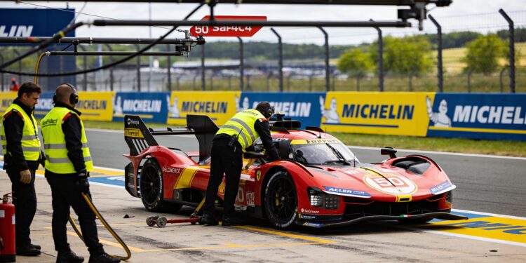 Ferrari #50 valt uit in Le Mans door technisch probleem 1 ferrari 50 valt uit in le mans door technisch prob