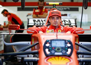 ferrari kiest beganovic als vervanger hamilton voo