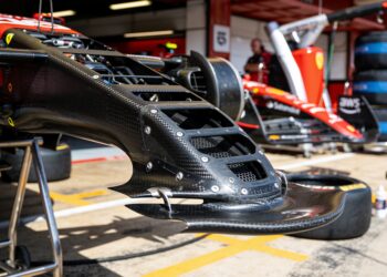ferrari pakt uit met agressief upgradepakket in ba
