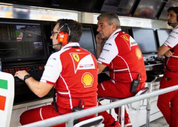 ferrari verdedigt strategische keuze die leclercs