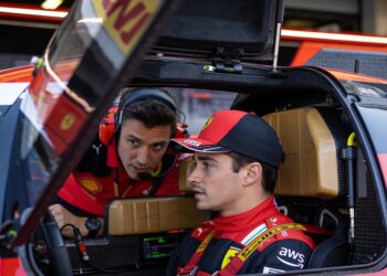 ferrari verrast in spanje leclerc snelst in racesi