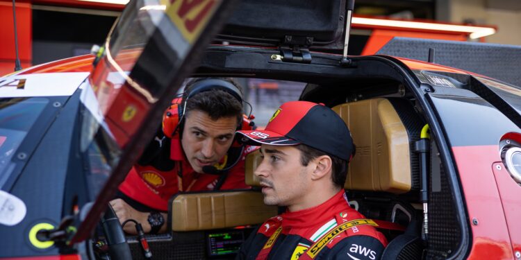 ferrari verrast in spanje leclerc snelst in racesi