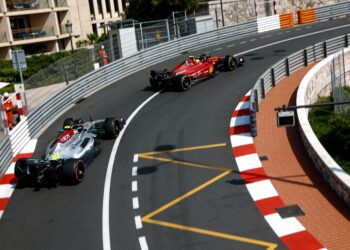 fia verklaart opmerkelijke reeks pitstraatsancties