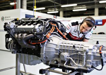 fias aduo uitspraak vormt de motorische toekomst v
