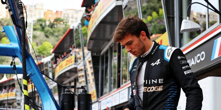 Gasly viert verloren podium: pijnlijke beelden Monaco duiken op 1 gasly viert verloren podium pijnlijke beelden mona