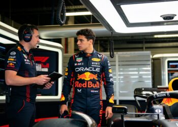 hadjar hekelt startprocedure red bull ik ben geen