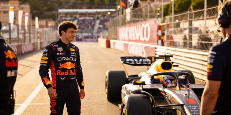 Hadjar pakt eerste Red Bull-podium in Monaco ondanks problemen 1 hadjar pakt eerste red bull podium in monaco ondan