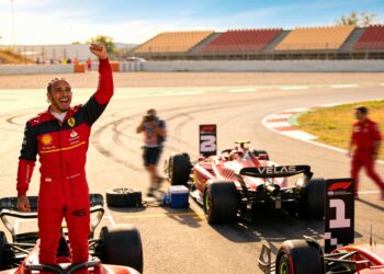 hamilton behaalt eerste overwinning voor ferrari i