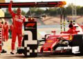 hamilton blaast titelstrijd leven in met eerste fe