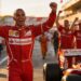 hamilton pakt eerste ferrari zege en heropent tite