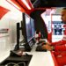 hamilton snelste in monaco maar eist meer van ferr