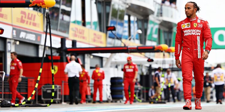 hamilton tweede in wk maar fans geloven niet in ac