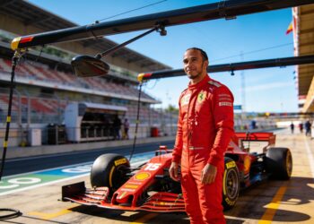 hamilton verslaat antonelli voor eerste startrij i