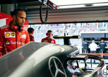hamiltons ferrari revolutie zevenvoudig kampioen n
