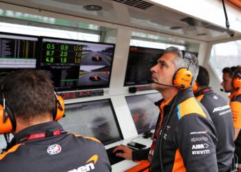 harris mclarens bandengok logisch pitstop timing g