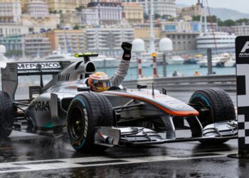 hoe een lekke band hamilton naar iconische monaco