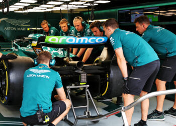 honda en aston martin staan voor cruciale test in