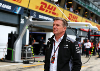 horner keert niet terug in f1 start bij investerin