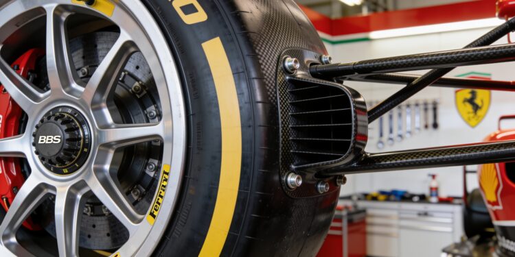 Innovatieve Ferrari-wielen sleutel tot Hamiltons zege in Spanje 1 innovatieve ferrari wielen sleutel tot hamiltons z