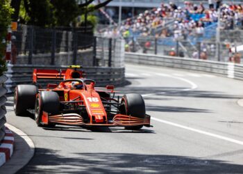leclerc domineert opening monaco verstappen worste