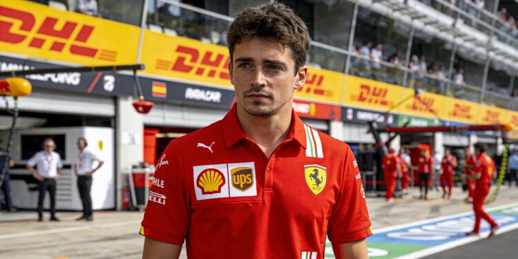 Leclerc en Ferrari verlengen samenwerking met meerjarig contract 1 leclerc en ferrari verlengen samenwerking met meer