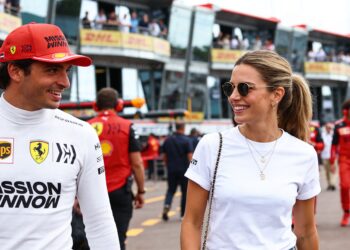 leclerc onthult huwelijk met alexandra saint mleux