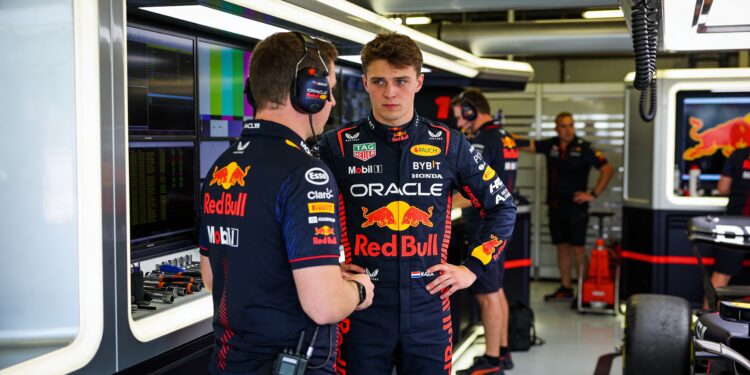 liam lawson moet zich melden bij stewards in monac