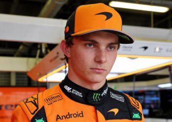 mclaren test f2 kampioen terwijl red bull piastri