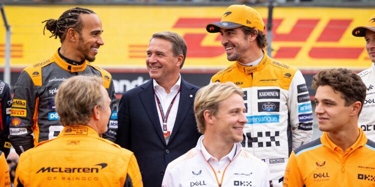 McLaren verenigt Hamilton, Alonso en Hakkinen voor 1000e GP 1 mclaren verenigt hamilton alonso en hakkinen voor