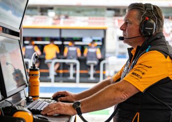 mclaren wijst komst van max verstappen resoluut af