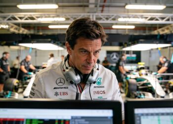 mercedes coureurs vragen wolff om vertrouwen na cl