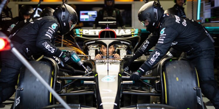 mercedes onthult cruciale fout bij pitstop van geo