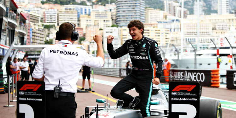 mercedes sensatie antonelli grijpt pole in monaco