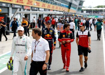 onzekerheid op f1 grid wie heeft een contract voor