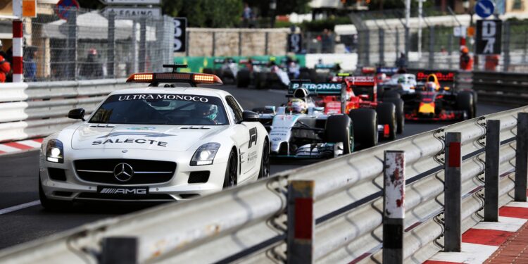 pirelli 80 kans op safety car chaos in monaco