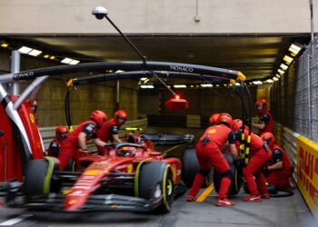 pitstopfout kost hamilton dure seconden in monaco
