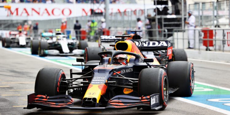 red bull legt oorzaak uitvalbeurt verstappen in mo