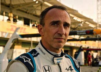 robert kubica beantwoordt vragen van fans in uniek