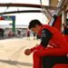 rosberg hamiltons mentale druk breekt leclerc bij