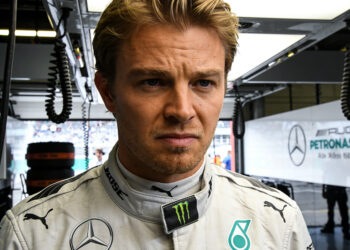 rosberg ik moest mezelf verloochenen om hamilton t