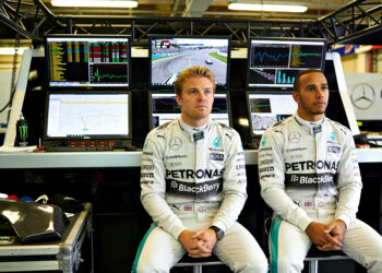 rosberg mercedes topman koos de kant van hamilton
